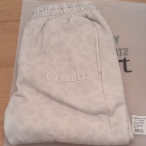 Comfrt Limited Edition White Leopard Straight Leg Sweatpants